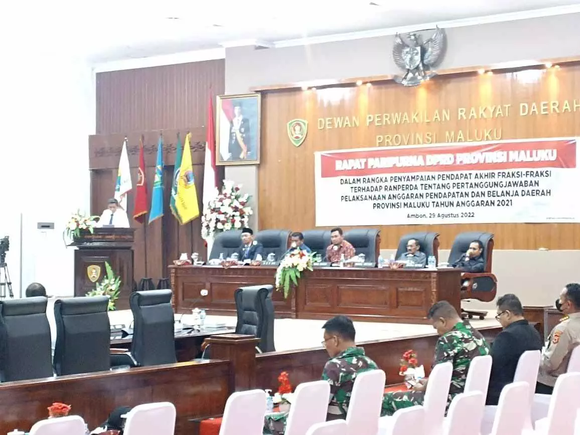 Penetapan Ranperda Lpj Apbd Di Tolak Dua Fraksi Dprd Maluku