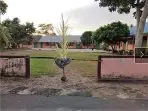 Sekolah Dasar ( SD ) Kristen Ohoira, Kecamatan Kei Kecil Barat, Kabupaten Maluku Tenggara, selasa pukul 17.00 WIT, ditanam tanda larangan adat kei sasi ( hawear-red ).