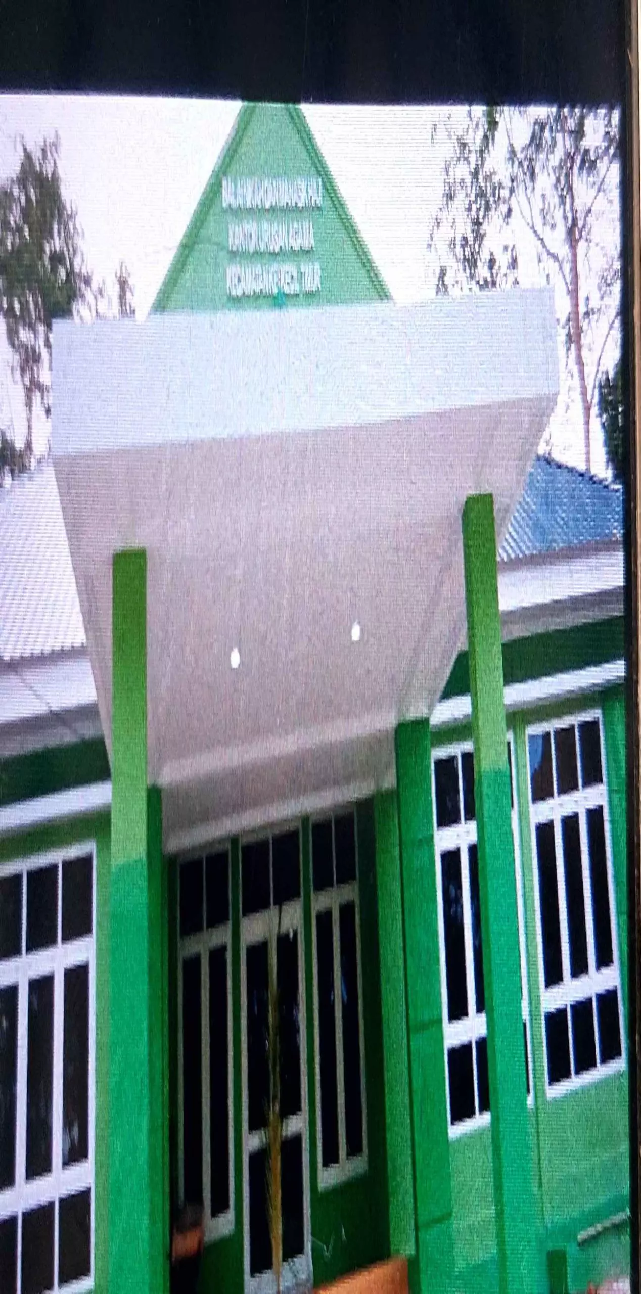 Kantor manasik haji kkt yang dipasang sasi senin sore 21 november 2022
