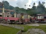 Gedung sekolah SMA N 1 Kei Besar yang terbakar, akibat.konflik