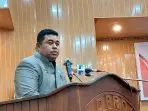 Ketua FIM DPRD Kota Tual, Rahman Rettob membacakan kata akhir fraksi setuju dan menerima RAPBD ditetapkan sebagai Perda APBD Kota Tual 2023